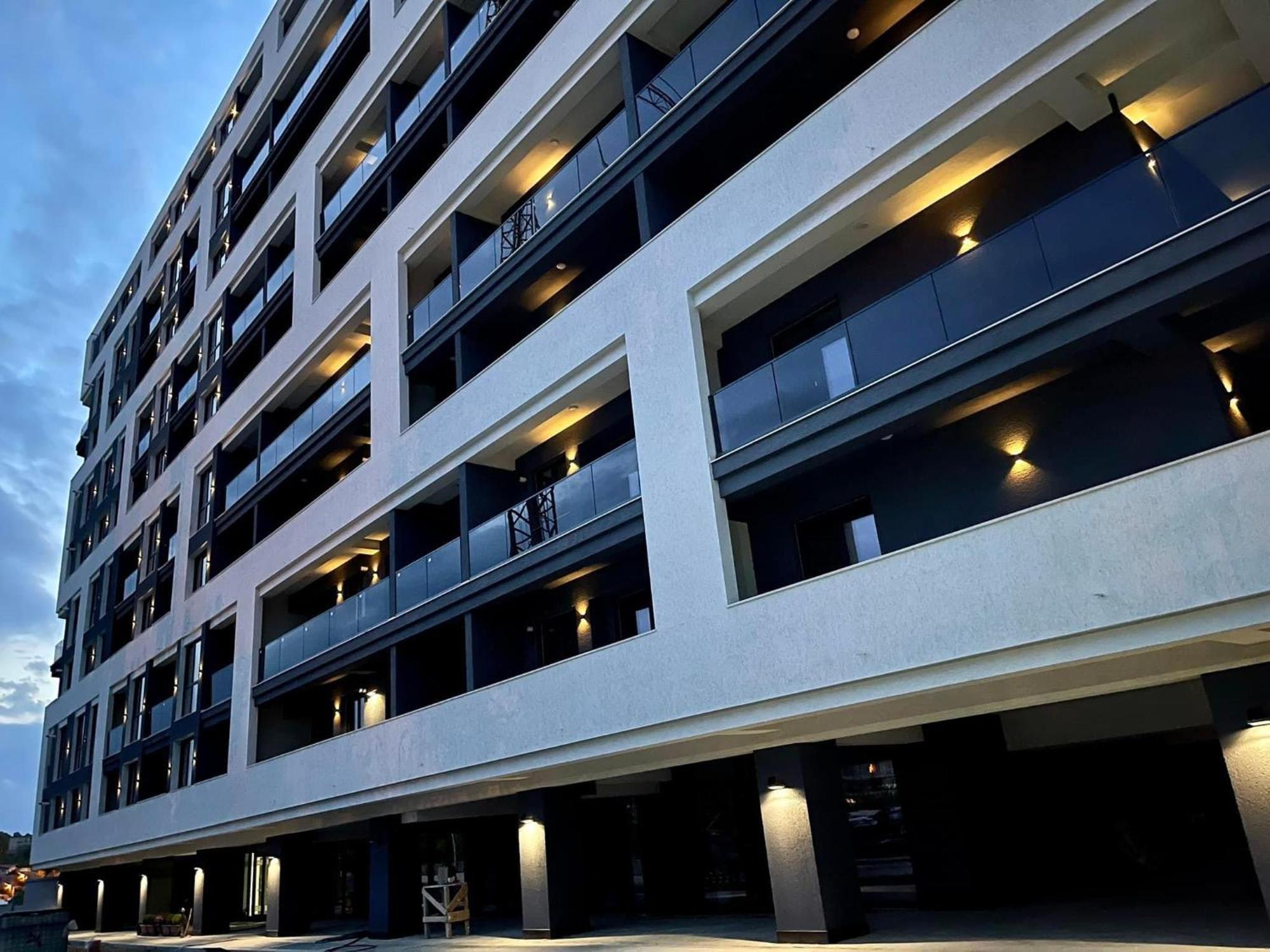 Sky View - Free Parking Apartment Iasi Exterior photo
