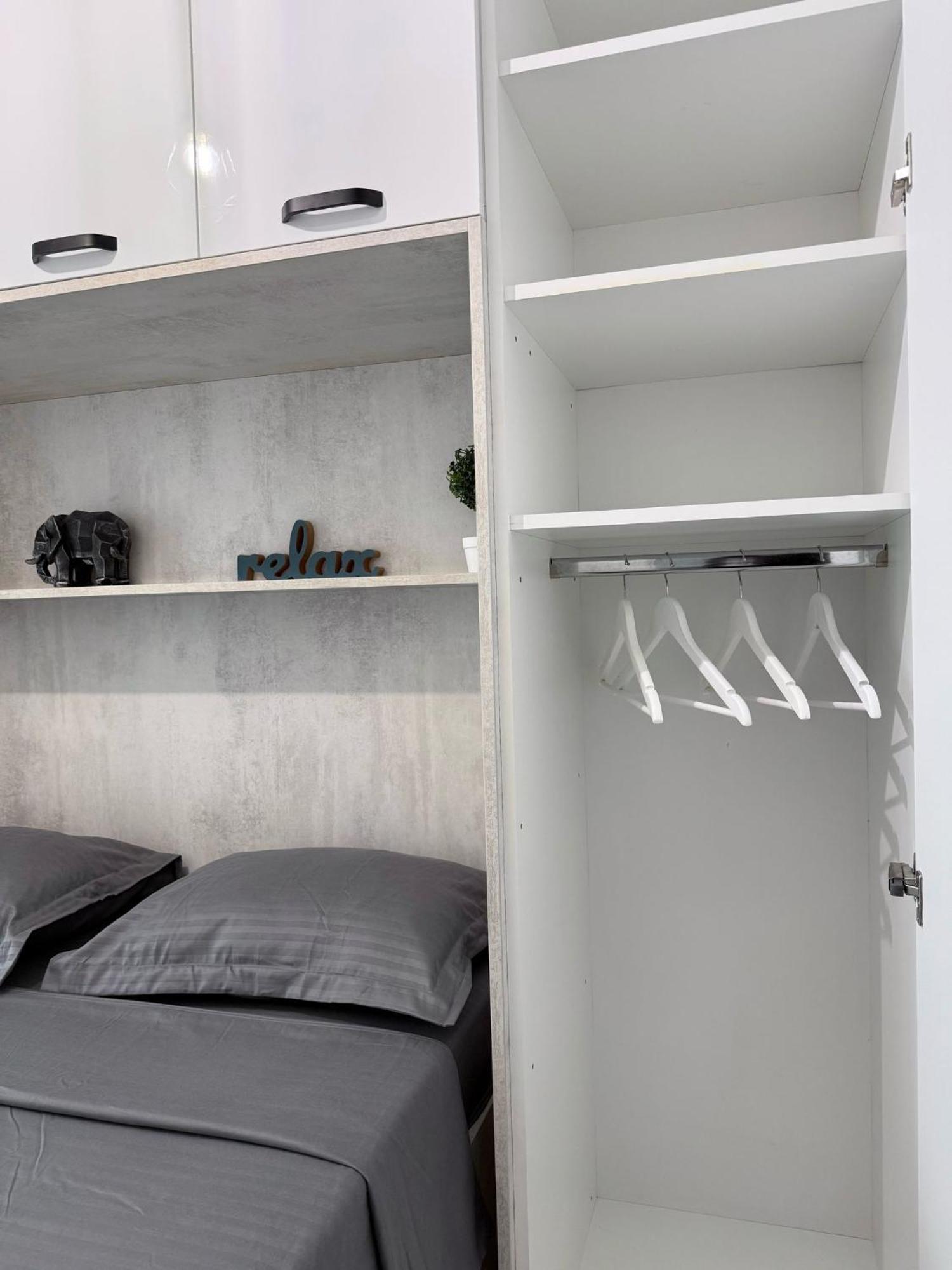 Sky View - Free Parking Apartment Iasi Exterior photo